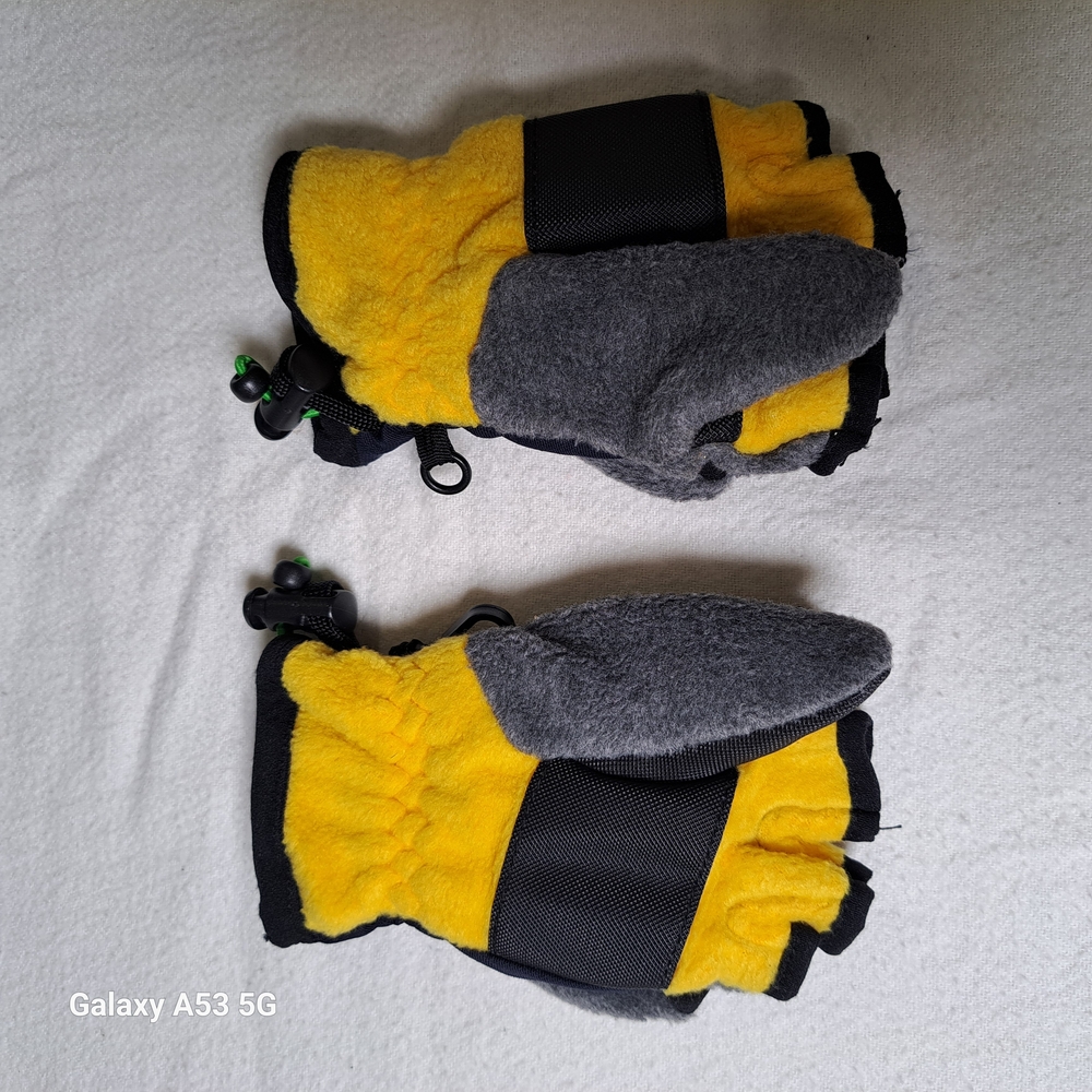 Cozy Yellow and Gray Kids Mittens